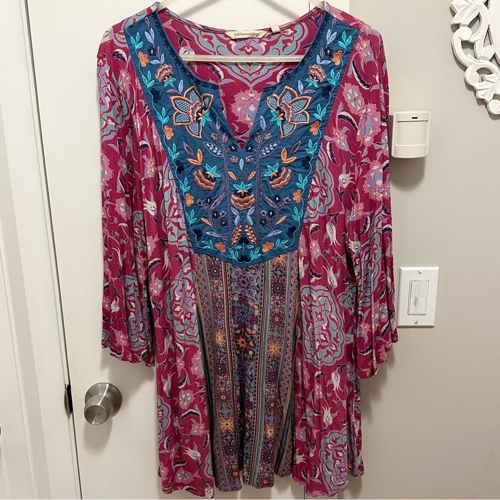 Soft Surroundings Tunic Top Aili Floral Magenta Embroidered Women 1X Plus Boho - Picture 2 of 7